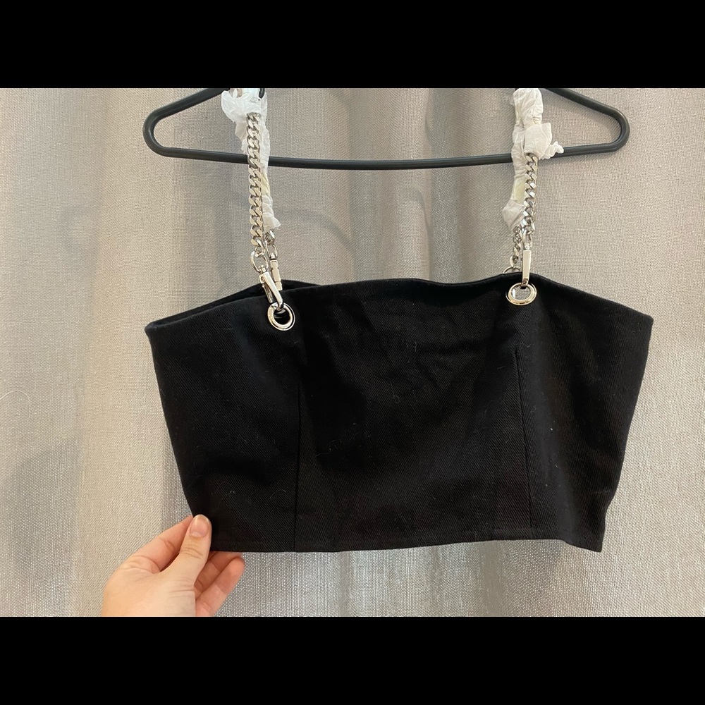 Crop black top